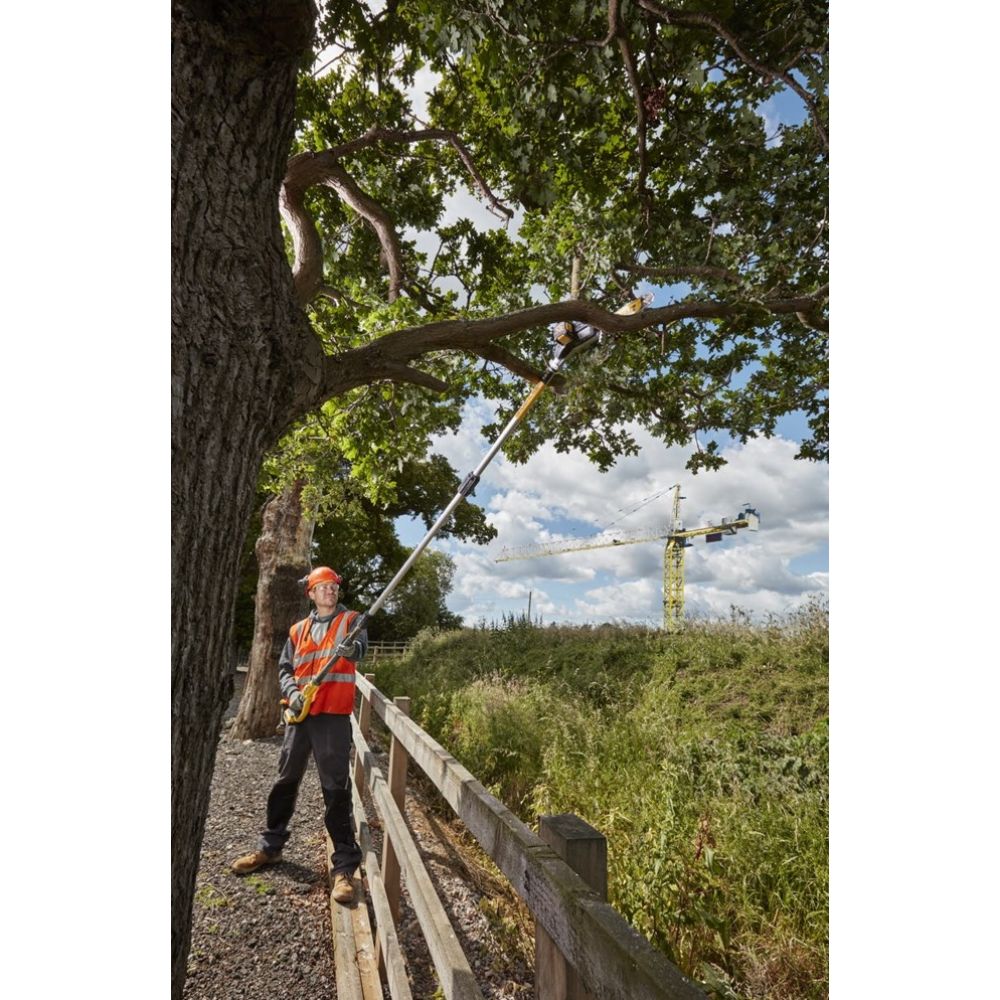 Аккумуляторный сучкорез-высоторез DEWALT DCMPS567N, 18 В, 20 см, 6.5 м/с, без АКБ и ЗУ (DCMPS567N-XJ)