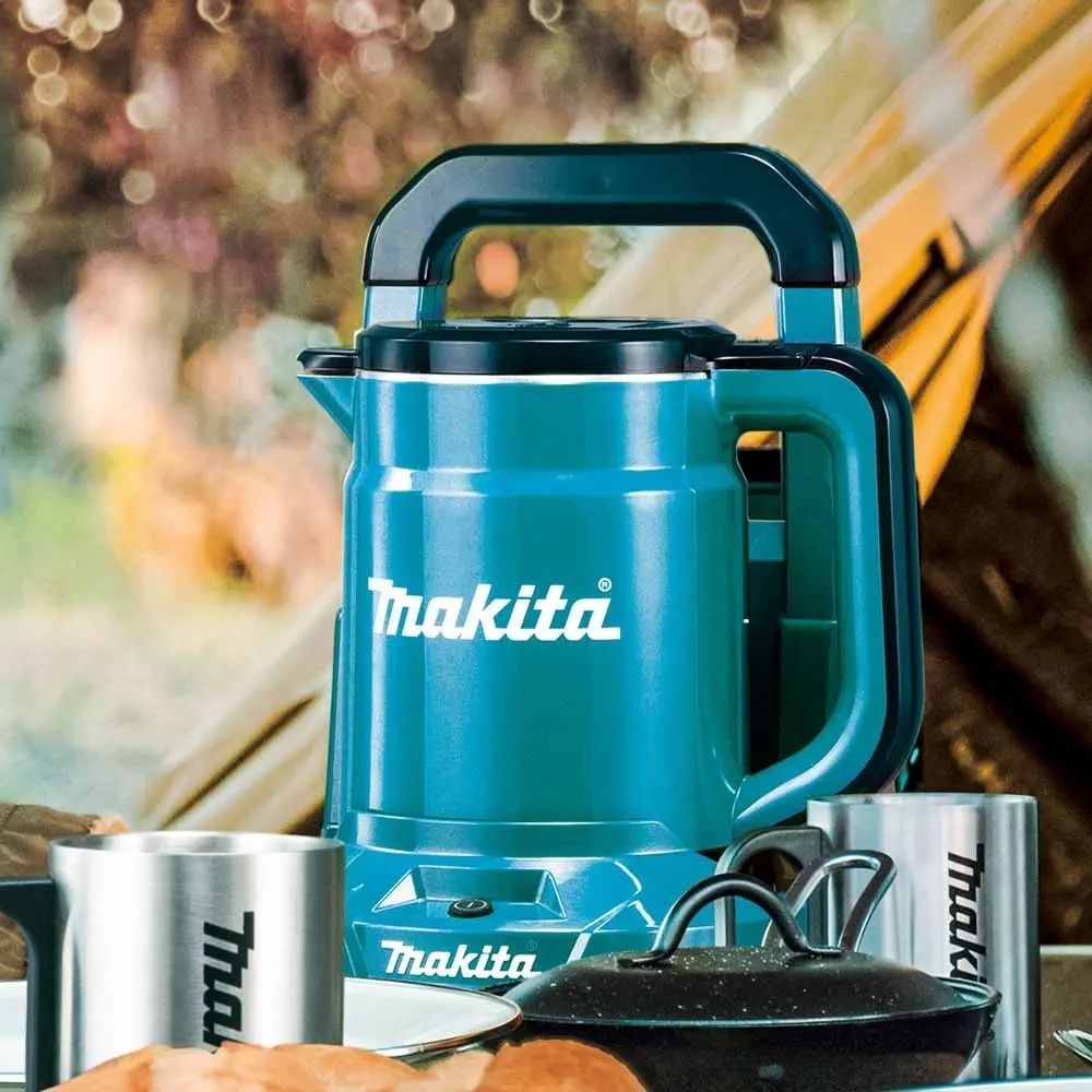 Аккумуляторный чайник Makita, 40 В, 800 мл, без АКБ и ЗУ, KT001GZ