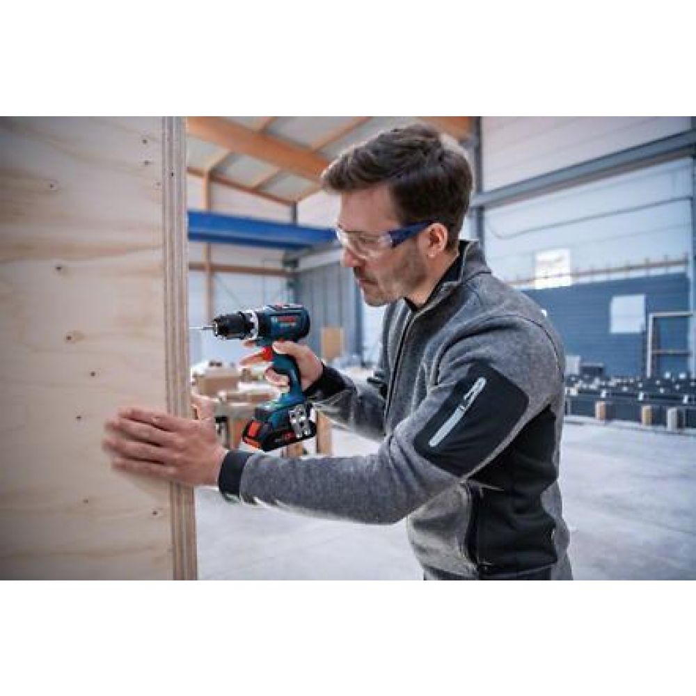 Аккумуляторная ударная дрель-шуруповерт Bosch GSB 18V-90 C, 18 В, 2100 об/мин, 29500 уд/мин, без АКБ и ЗУ (0.601.9K6.100)