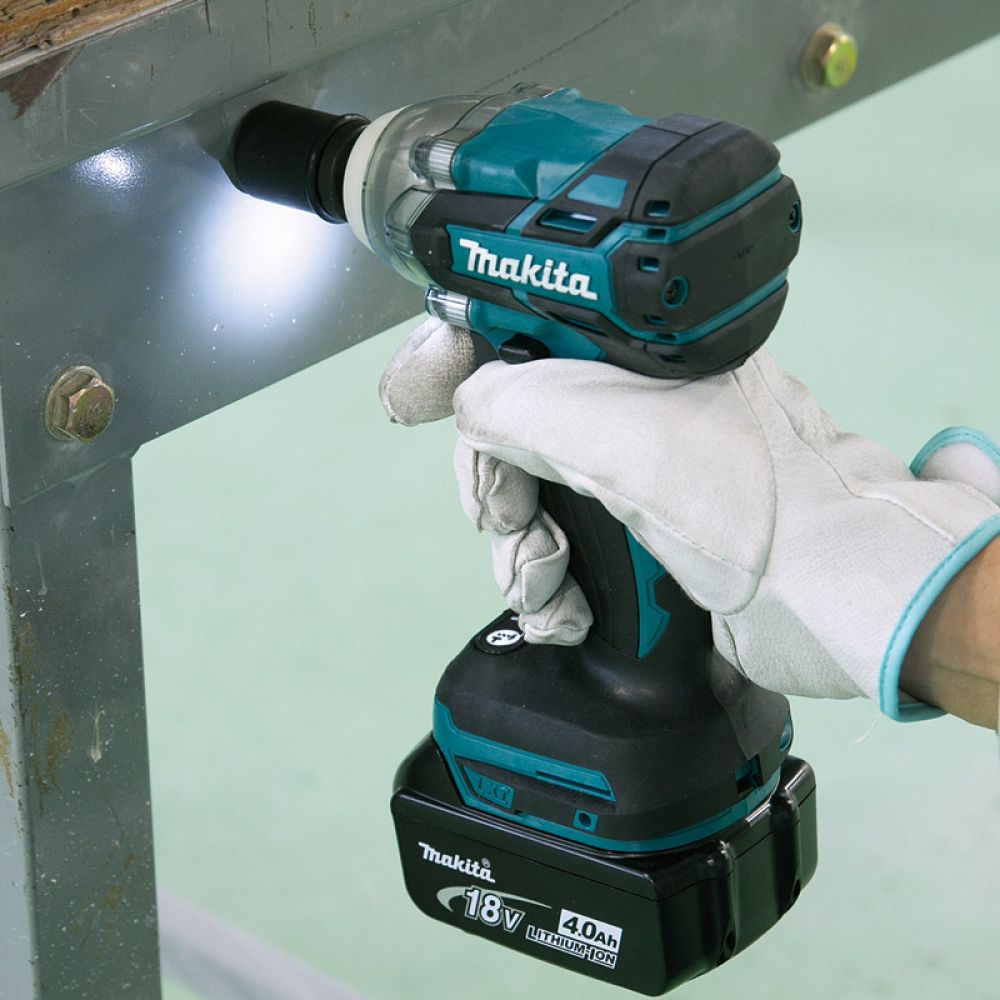 Аккумуляторный ударный гайковерт Makita DTW285RFJX, 18 В, 280 Нм, 3500 уд/мин, с 2 АКБ 3 Ач и ЗУ, в кейсе MakPac