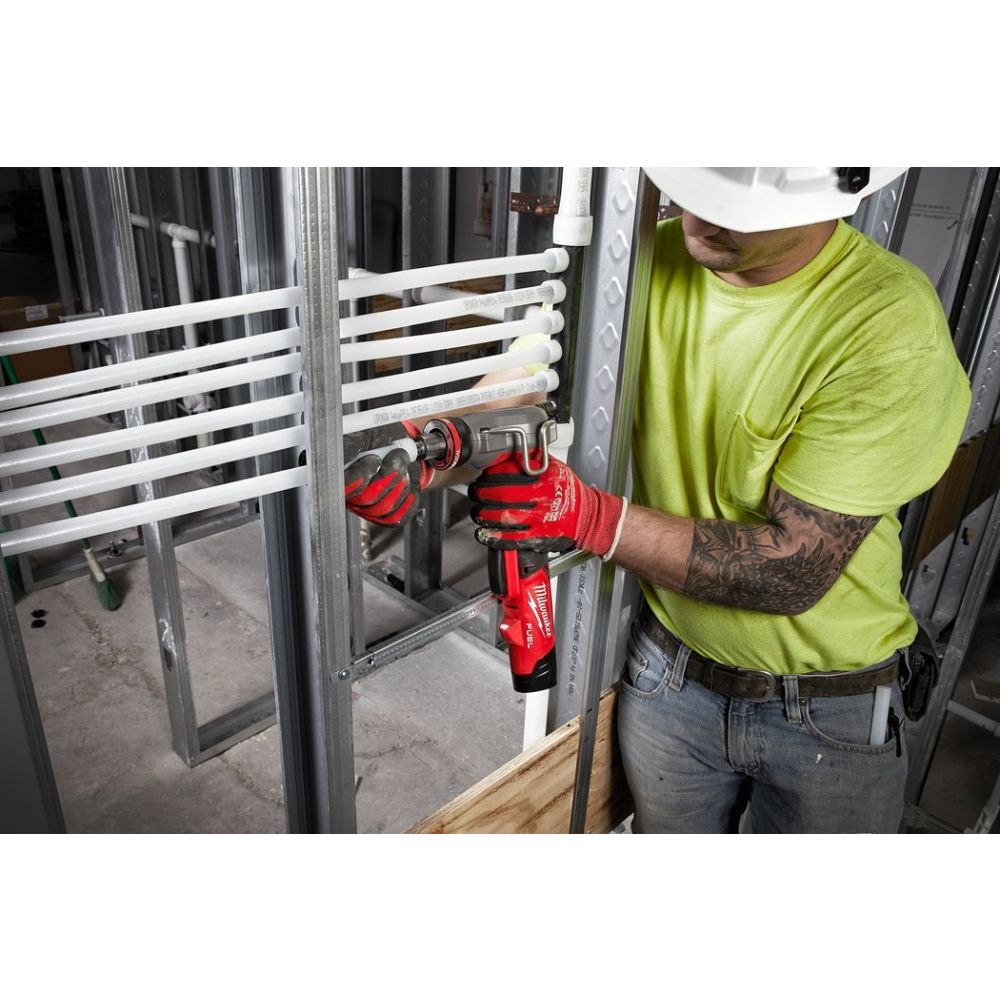 Аккумуляторный расширительный инструмент Milwaukee M12 FPXP-I10202C, 12 В, с 2 АКБ 2 Ач и ЗУ, в кейсе, 4933472020
