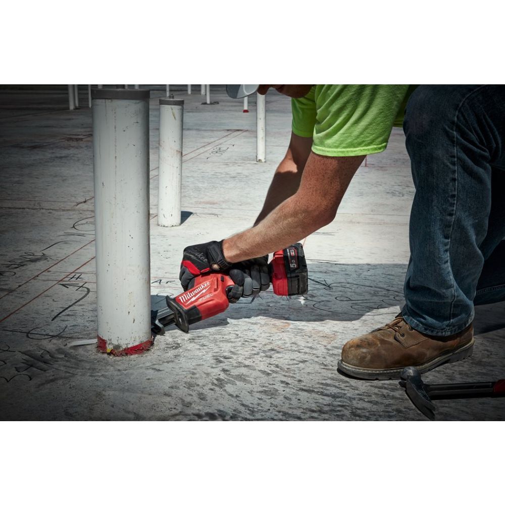 Аккумуляторная сабельная пила Milwaukee M18 FHZ-0X 4933459887, 3000 ход/мин, без АКБ и ЗУ, в кейсе