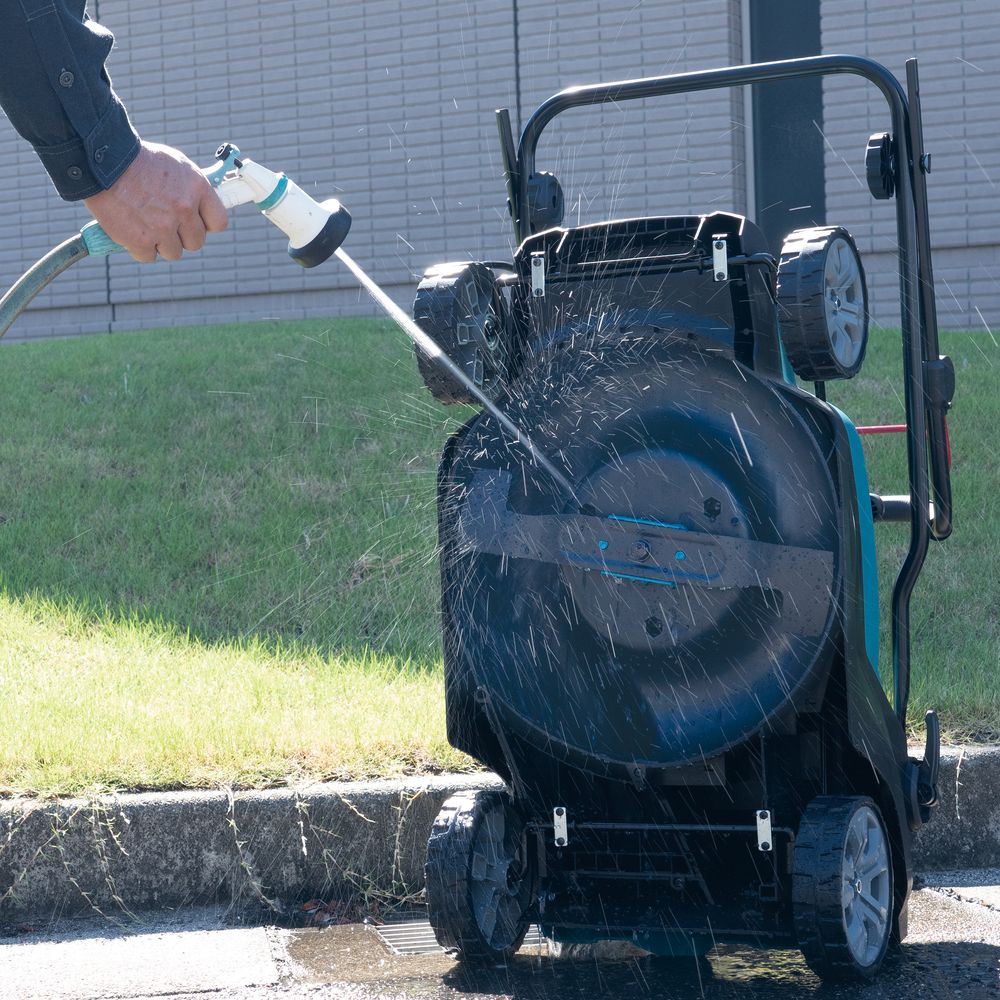 Аккумуляторная газонокосилка Makita LM003GM103, 40 В, 3800 об/мин, 40 л, с АКБ 4 Ач и ЗУ