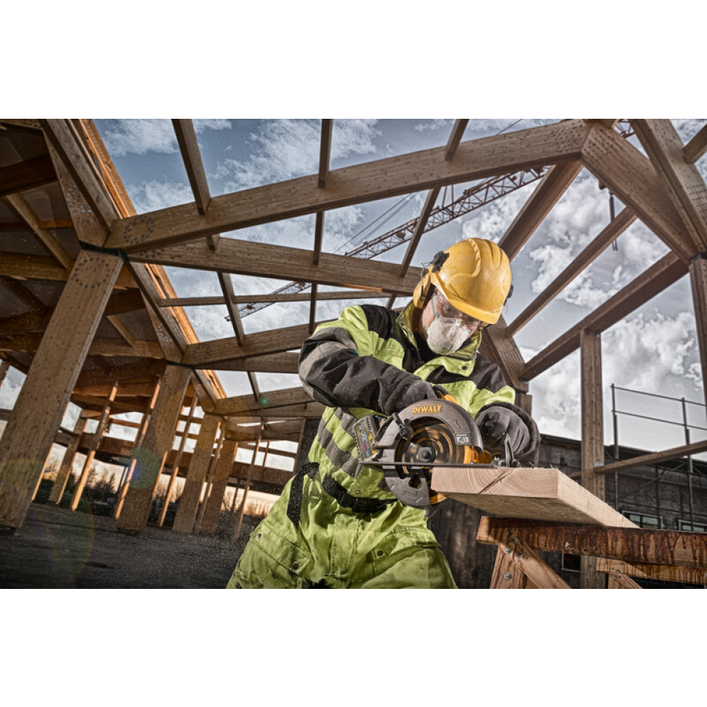 Аккумуляторная циркулярная пила DEWALT DCS575N 54V FlexVolt без АКБ и ЗУ