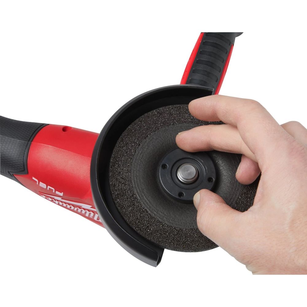 Аккумуляторная угловая шлифмашина Milwaukee M18 ONEFSAG125XPDB-0X, 18 В, 125 мм, 8500 об/мин, без АКБ и ЗУ, в кейсе, 4933478433