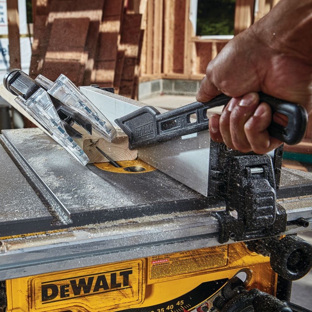 Дисковая настольная пила DEWALT DWE7485RS, 1850 Вт, 210 мм, 5800 об/мин, с подставкой на колесах (DWE7485RS-QS)
