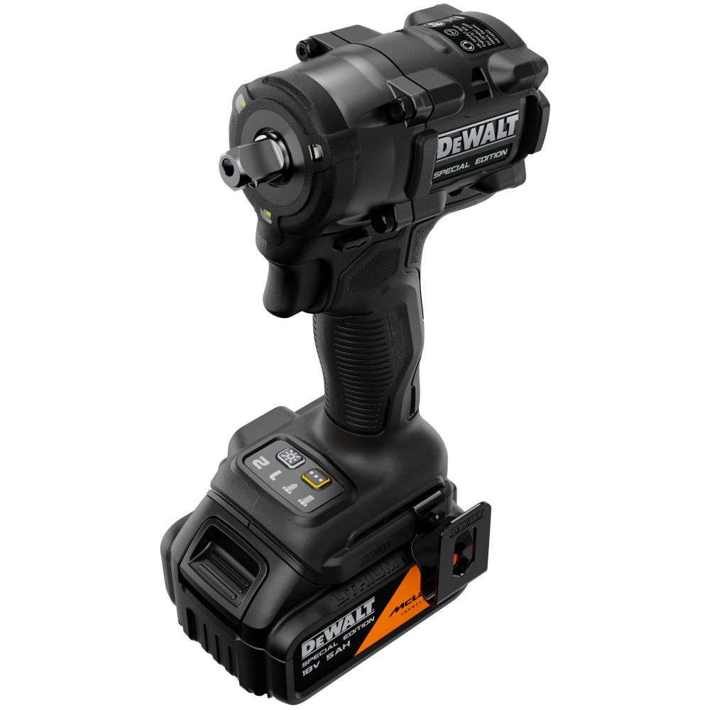 Аккумуляторный гайковерт DEWALT McLaren Limited Edition DCF92MP2T, 18 В, 610 Нм, 3550 уд/мин, с 2 АКБ 5 Ач и ЗУ, в кейсе TSTAK
