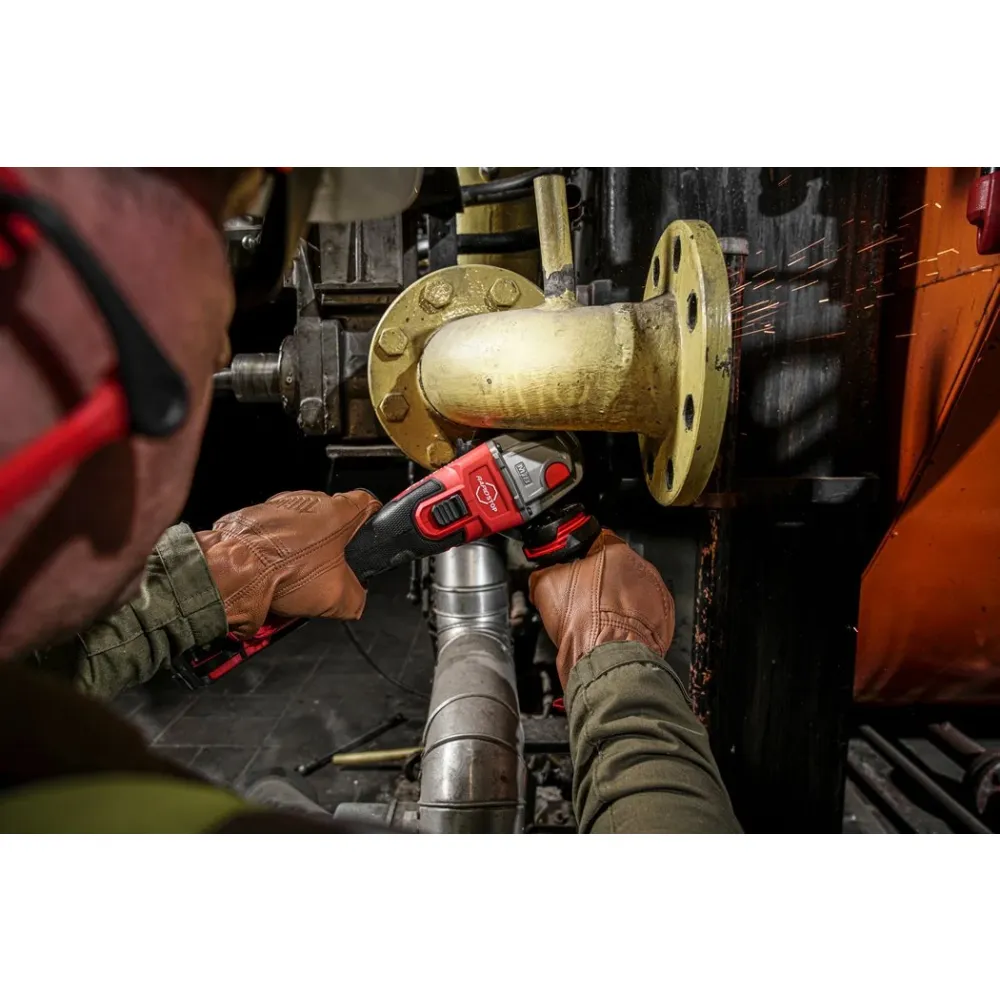 Аккумуляторная угловая шлифмашина Milwaukee M18 ONEFSAG125XPDB-0X, 18 В, 125 мм, 8500 об/мин, без АКБ и ЗУ, в кейсе, 4933478433