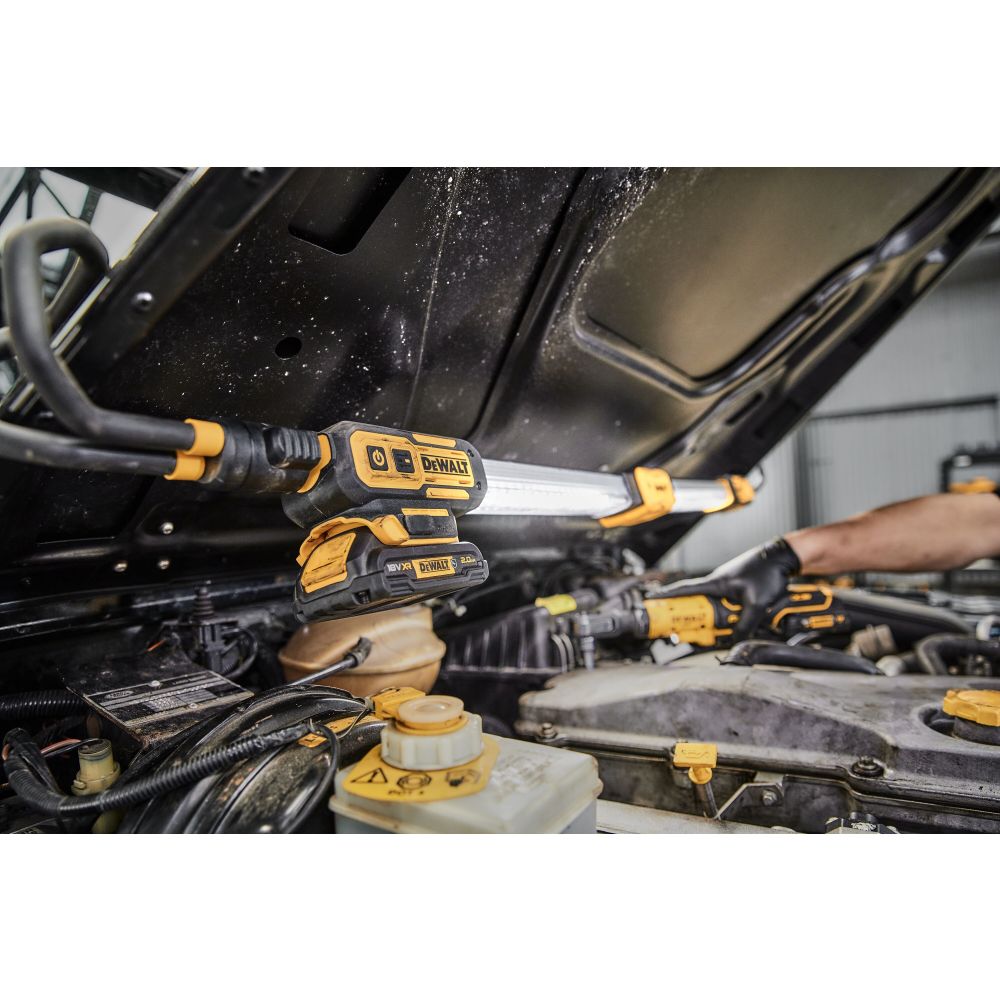 Аккумуляторный подкапотный фонарь DEWALT DCL045, 12/18 В, 1700 лм, без АКБ и ЗУ (DCL045-XJ)