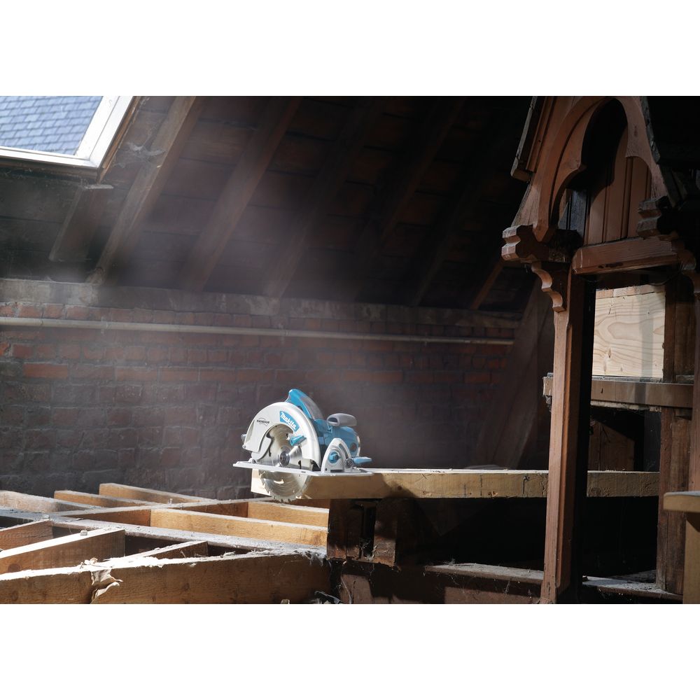 Набор электроинструмента Makita: циркулярная пила 5008MG + лобзик JV0600K (ACSET-33)