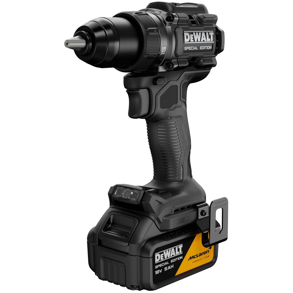Аккумуляторная дрель-шуруповерт DEWALT McLaren Limited Edition DCD81MP2T, 18 В, 2000 об/мин, с 2 АКБ 5 Ач и ЗУ, в кейсе TSTAK