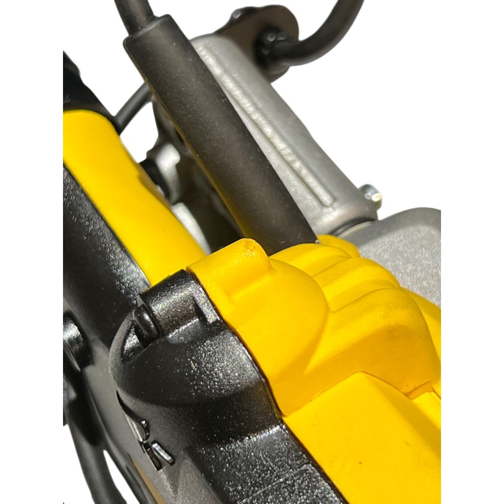 Торцовочная пила DEWALT DWS774, 1400 Вт, 216 мм, 4500 об/мин (DWS774-QS/U), уцененный товар