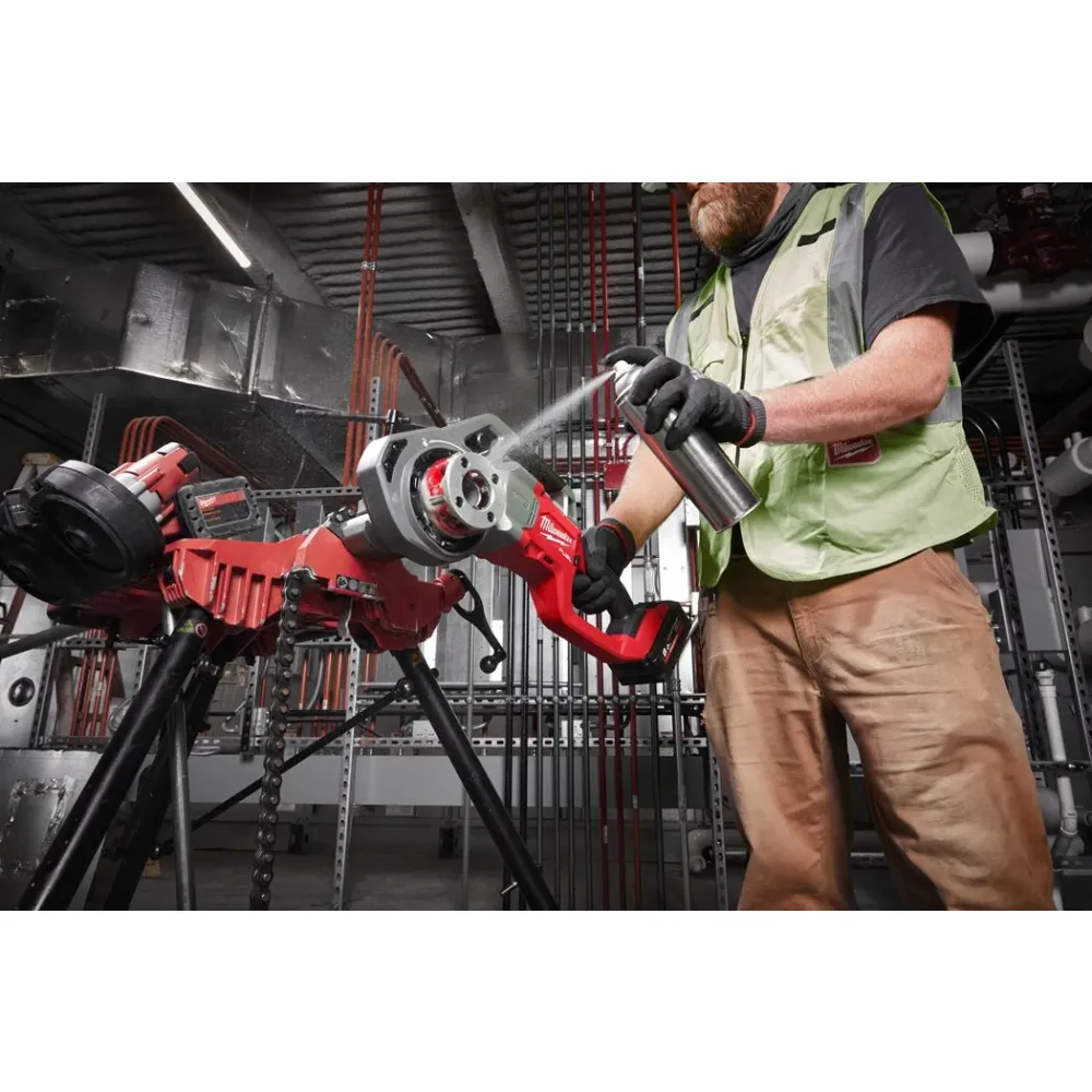 Аккумуляторный резьбонарезной инструмент Milwaukee M18 FPT114-0C, для труб 1¼", 18 В, без АКБ и ЗУ, в кейсе, 4933480220