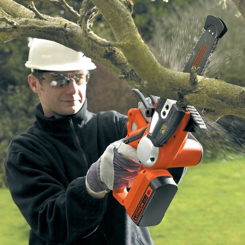 Пила аккумуляторная цепная BLACK+DECKER GKC1820L20, 18В, 2Ач, 20 см, с аккумулятором и ЗУ