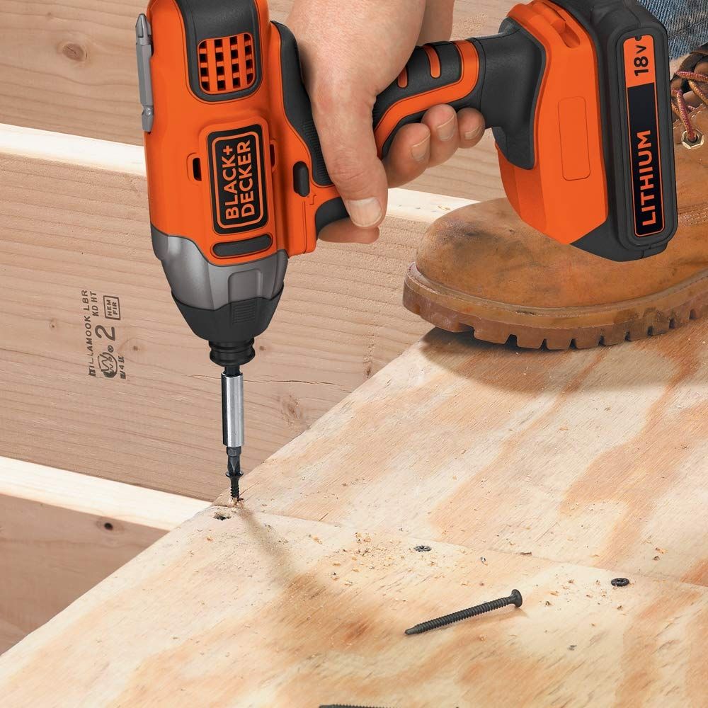 Аккумуляторный ударный винтоверт BLACK+DECKER BDCIM18N, 18В, без аккумулятора и з\у