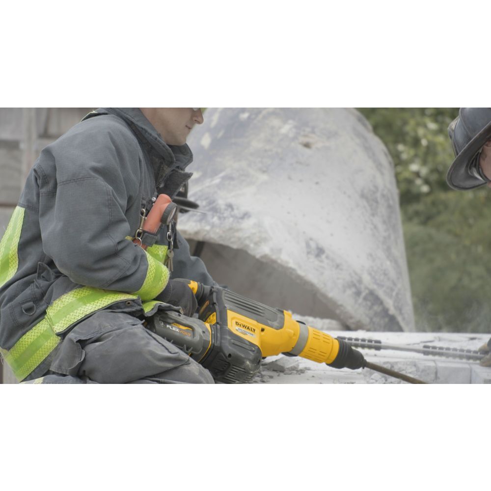 Аккумуляторный перфоратор DEWALT DCH775N, 54 В, 19.4 Дж, 2210 уд/мин, в кейсе (DCH775N-XJ)
