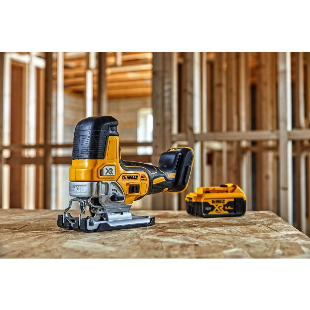 Аккумуляторный лобзик DEWALT DCS335N, 18 В, 3200 ход/мин, 26 мм, без АКБ и ЗУ (DCS335N-XJ)