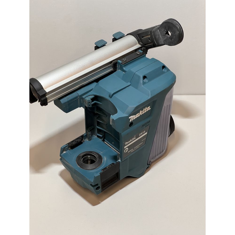 Аккумуляторный перфоратор Makita с системой пылеудаления DX16, 40 В, 2.1 Дж, 5000 уд/мин, с 2 АКБ 2.5 Ач и ЗУ, в кейсе (УЦЕНЕННЫЙ ТОВАР) (HR010GD201/BU)