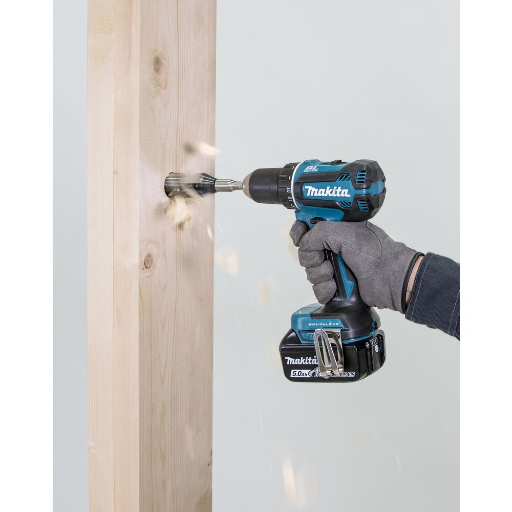 Набор: аккумуляторный ударный гайковерт Makita DTW700Z + аккумуляторная дрель-шуруповерт Makita DDF485Z + аккумулятор + зарядное устройство