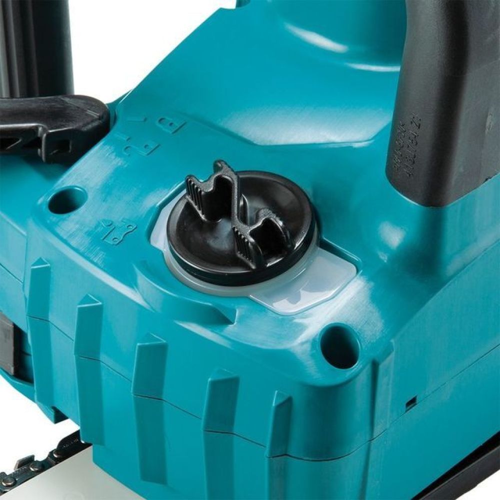 Аккумуляторная цепная пила Makita DUC407Z, 18 В, 40 см, без АКБ и ЗУ