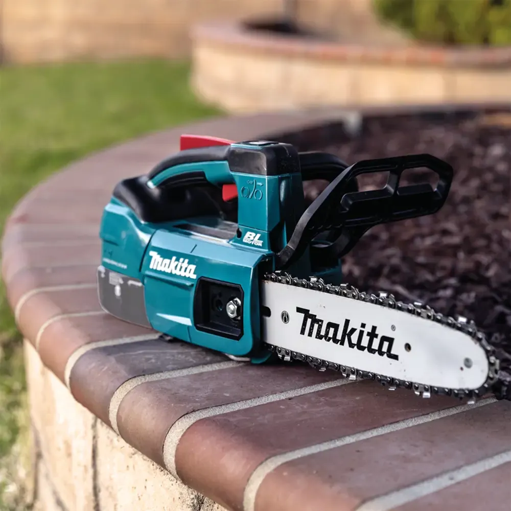 Аккумуляторная цепная пила Makita DUC204RT, 18 В, 20 см, с АКБ 5 Ач и ЗУ