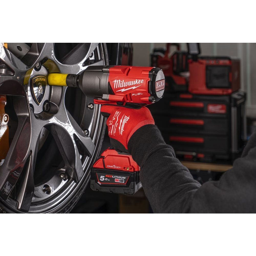 Аккумуляторный импульсный гайковерт Milwaukee, 1/2" M18 ONEFHIWF12-502X, 4933459727, с 2 АКБ 5 Ач и ЗУ, в кейсе