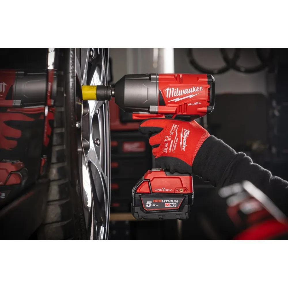 Аккумуляторный импульсный гайковерт Milwaukee, 1/2" M18 ONEFHIWF12-502X, 4933459727, с 2 АКБ 5 Ач и ЗУ, в кейсе