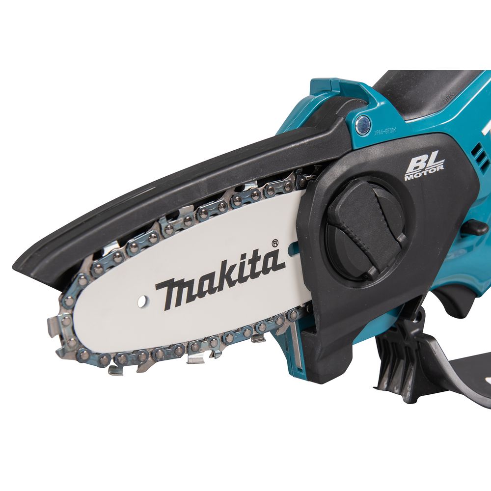 Аккумуляторная цепная пила Makita UC100DZ, 12 В, 10 см, 8 м/с, без АКБ и ЗУ