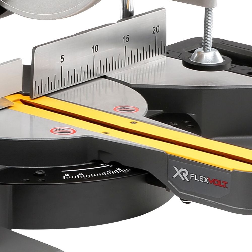 Аккумуляторная торцовочная пила DEWALT DCS777X1, 54 В, 216 мм, 6300 об/мин, с АКБ 3 Ач и ЗУ (DCS777X1N-XJ)