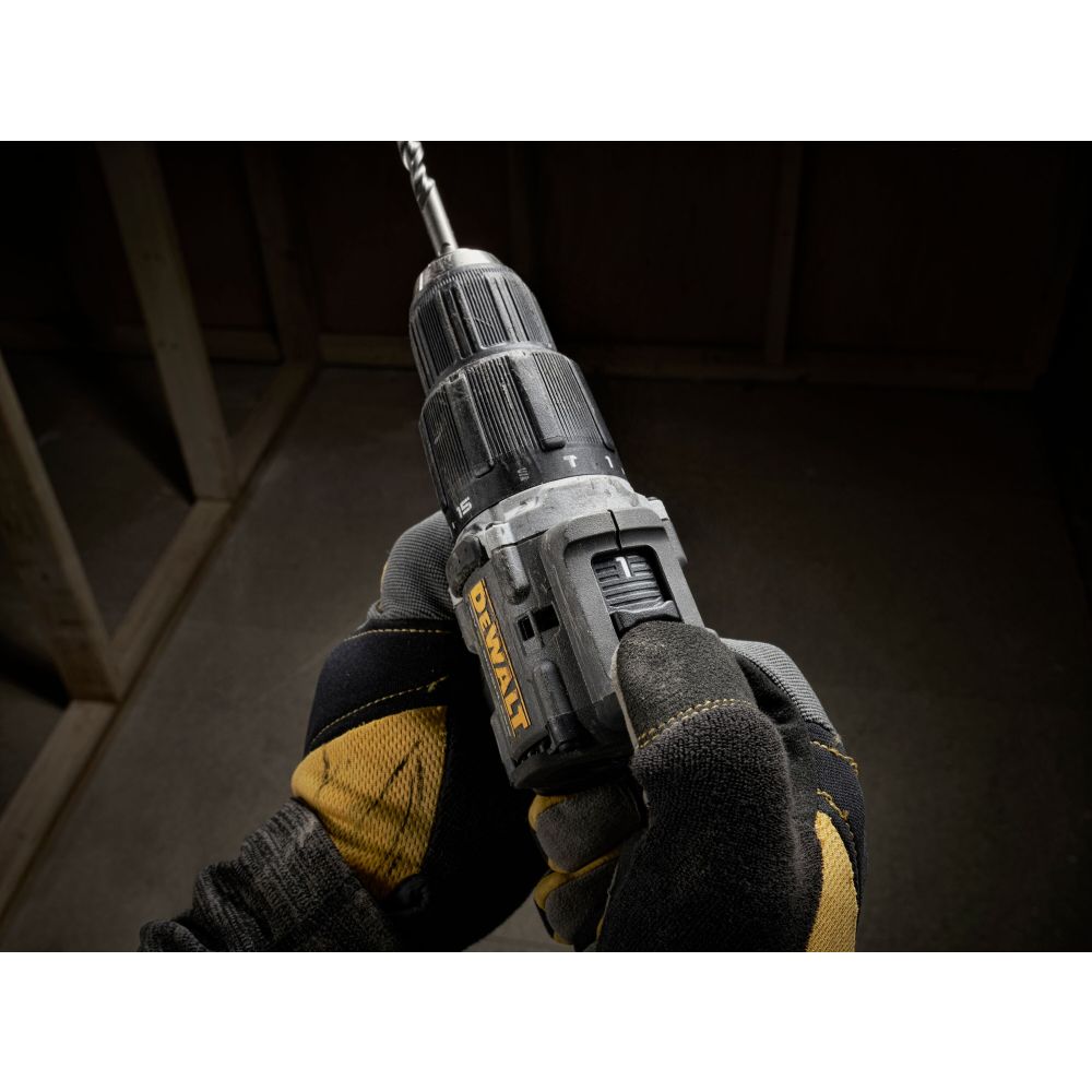 Ударная дрель-шуруповерт DEWALT DCD100NT, 18 В, 1650 об/мин, 28050 уд/мин, без АКБ и ЗУ, в кейсе TSTAK (DCD100NT-XJ)