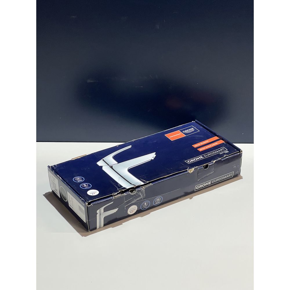 Смеситель для раковины GROHE Eurosmart, S-size, матовый чёрный (324672433/U), уцененный товар