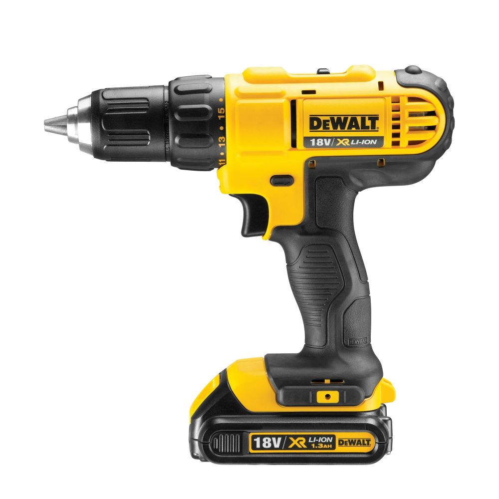 Аккумуляторная дрель-шуруповерт DEWALT, 18 В, 1500 об/мин, с 2 АКБ 1.3 Ач и ЗУ, в сумке, DCD771C2