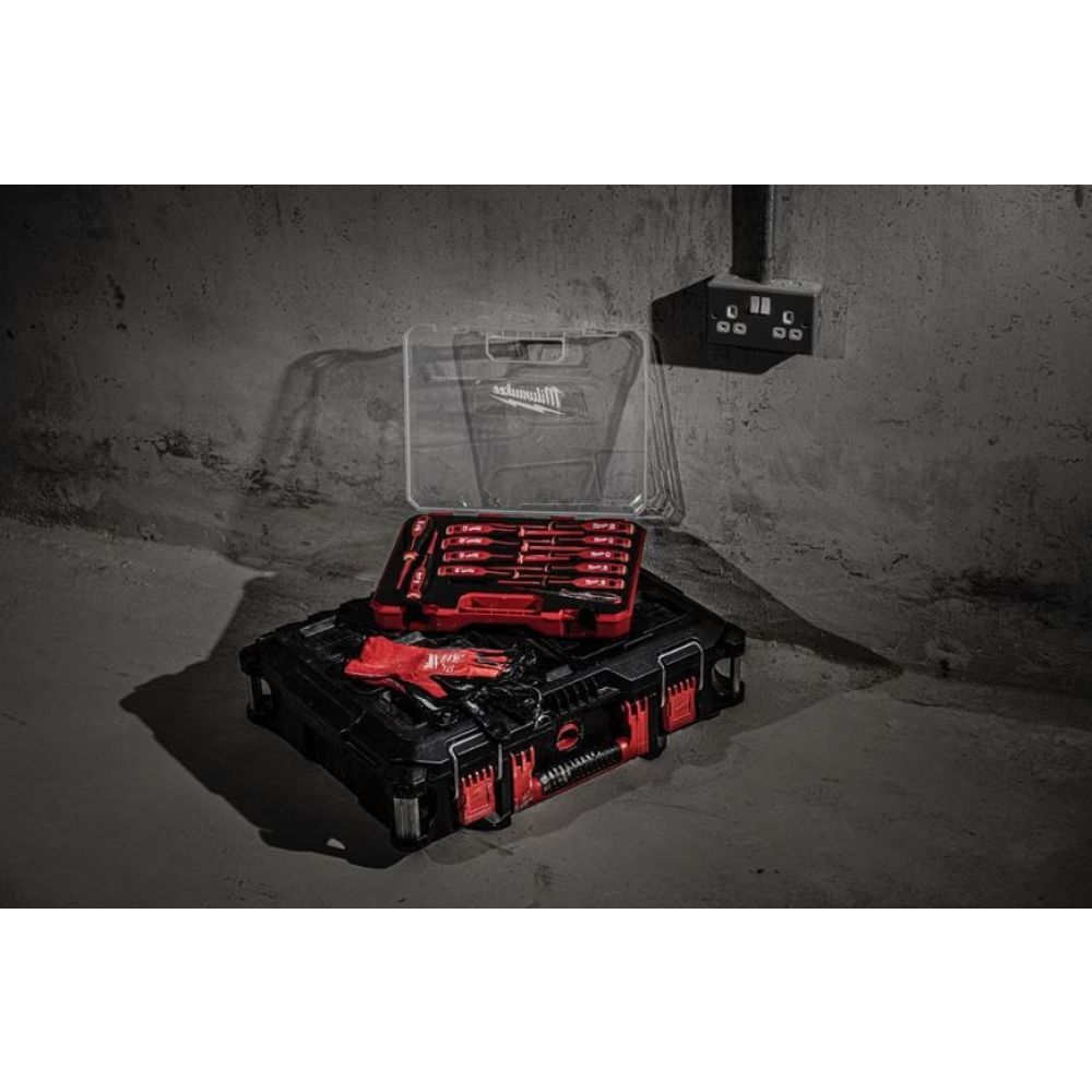 Отвертка трехгранная изолированная Milwaukee VDE PH2 X100 , 4932478722