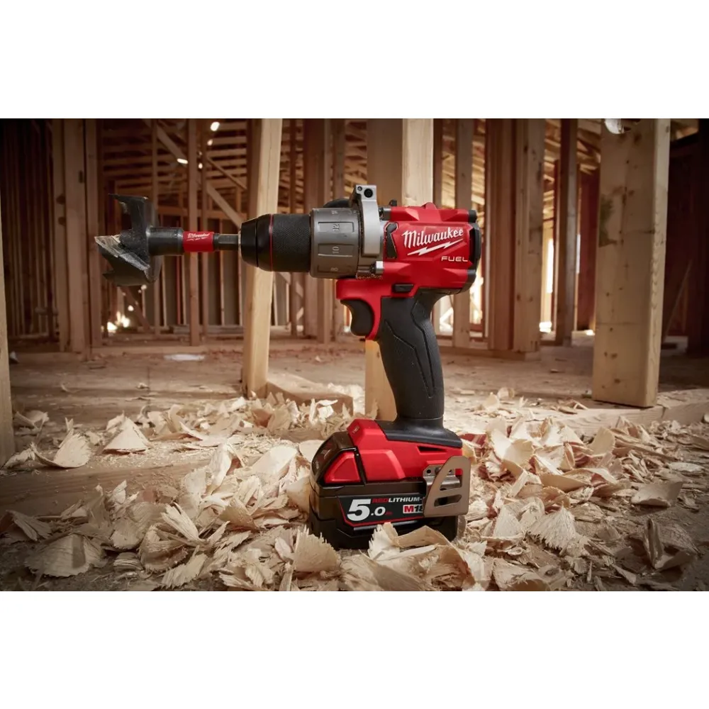 Аккумуляторная ударная дрель-шуруповерт Milwaukee M18 FPD2-502X, 18 В, 135 Нм, 2000 об/мин, 32000 уд/мин, с 2 АКБ 5 Ач и ЗУ, в кейсе, 4933464264