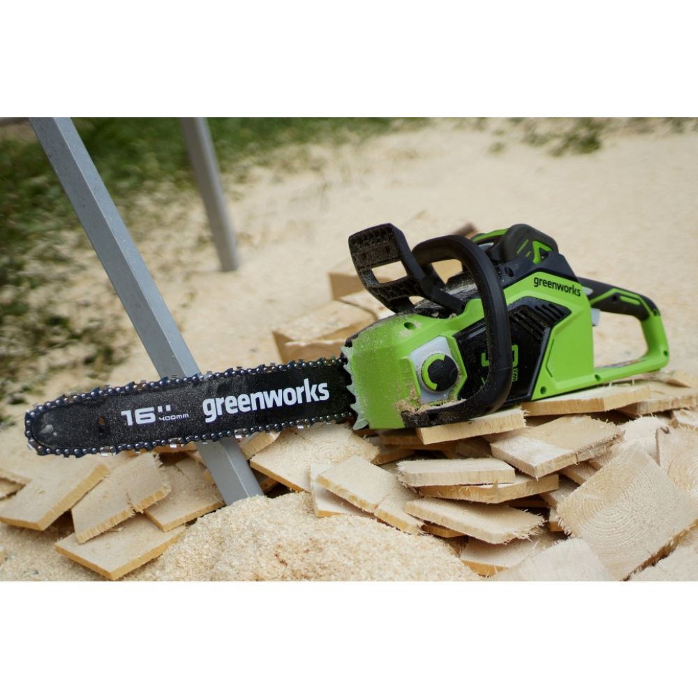 Цепная пила аккумуляторная Greenworks, 40V, 40 см, бесщеточная, до 1,8 КВт, с 1хАКБ 2Ач и ЗУ, 2005807UA