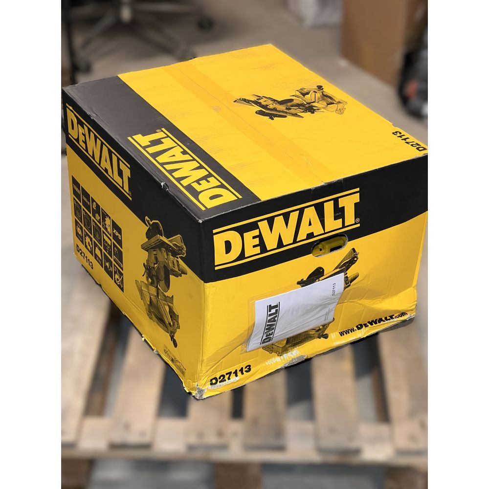 Комбинированная торцовочная пила DEWALT D27113, 1600 Вт, 305 мм, 3300 об/мин, (УЦЕНЕННЫЙ ТОВАР) (D27113-QS/U1)