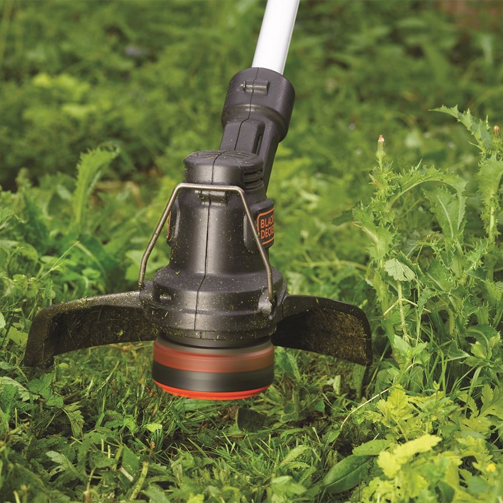 Триммер аккумуляторный BLACK+DECKER ST1823, 18 Вольт