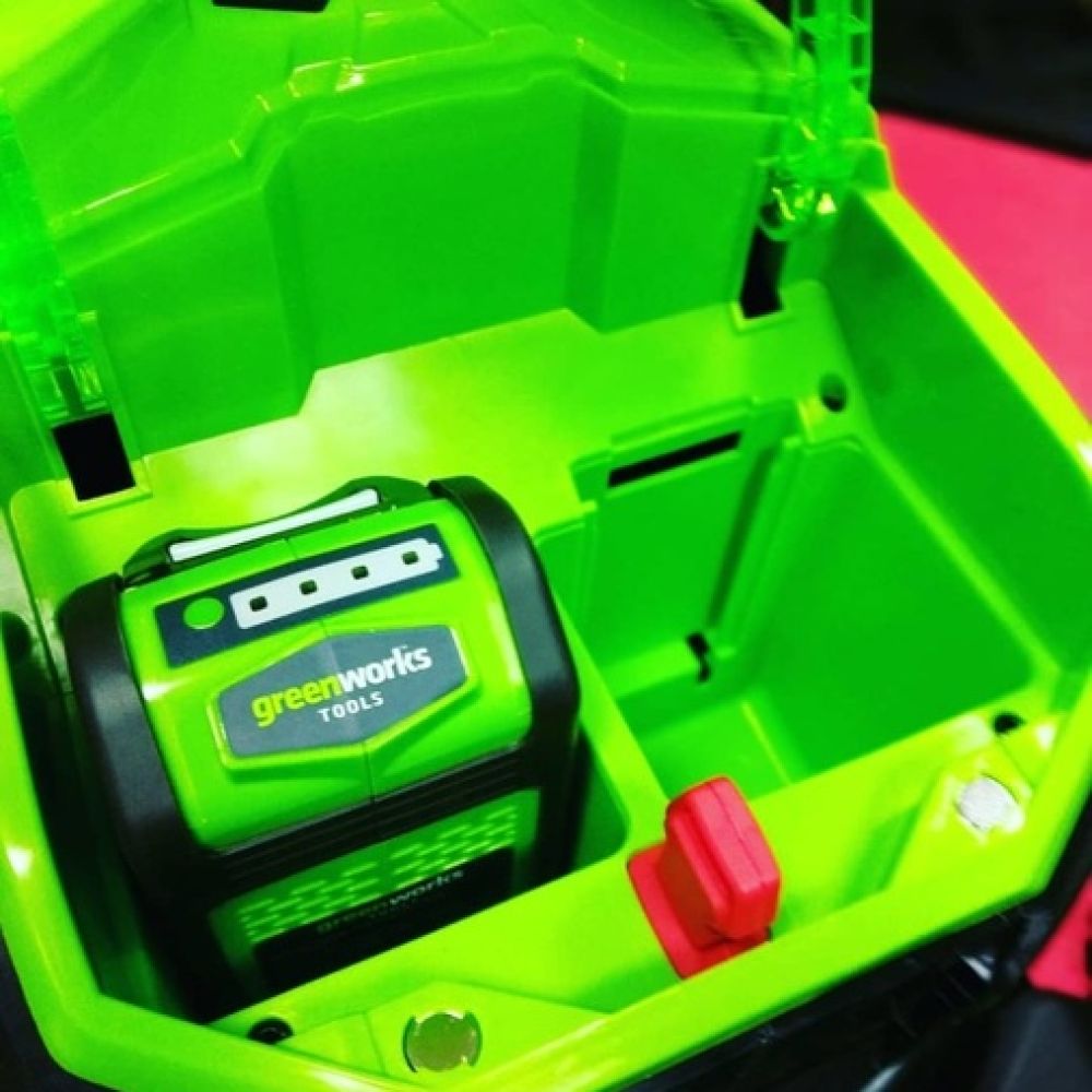 Аккумуляторная газонокосилка Greenworks, 40 В, 46 см, 55 л, c АКБ 4 Ач и ЗУ, 2506807UB