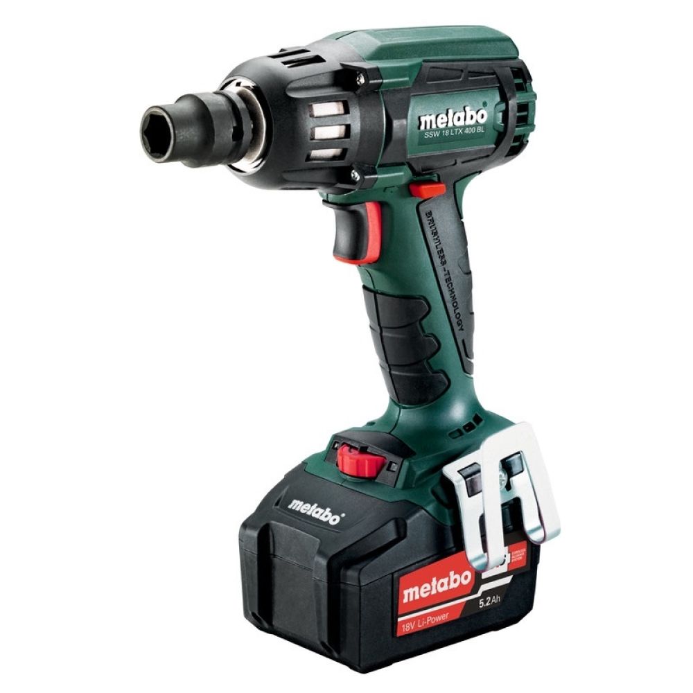 Аккумуляторный гайковерт Metabo SSW 18 LTX 400 BL, 18 В, 400 Нм, 2150 об/мин, 4250 уд/мин, с 2 АКБ 5.2 Ач и ЗУ, в кейсе, 602205650