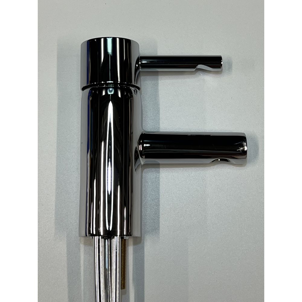 Смеситель для раковины GROHE Essence с донным клапаном и гигиеническим душем, S-size, хром (32535000/U), уцененный товар