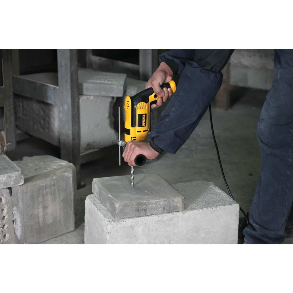 Ударная дрель DEWALT DWD024K, 650 Вт, 2800 об/мин, 47600 уд/мин, в кейсе (DWD024K-QS)