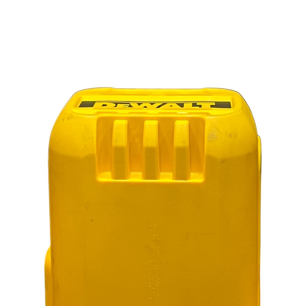 Дисковая пила DEWALT DWE5615, 1500 Вт, 190 мм, 5500 об/мин, (УЦЕНЕННЫЙ ТОВАР) (DWE5615-QS/U)