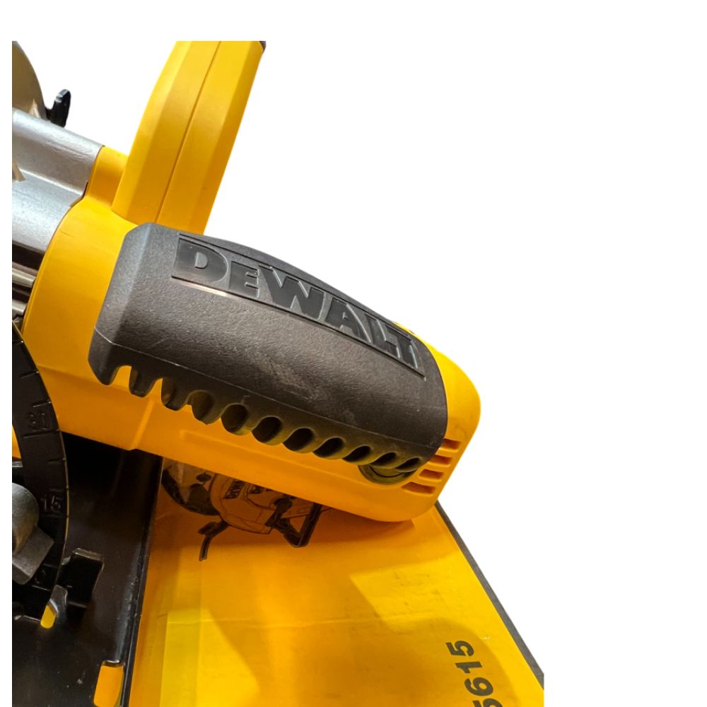 Дисковая пила DEWALT DWE5615, 1500 Вт, 190 мм, 5500 об/мин, (УЦЕНЕННЫЙ ТОВАР) (DWE5615-QS/U)