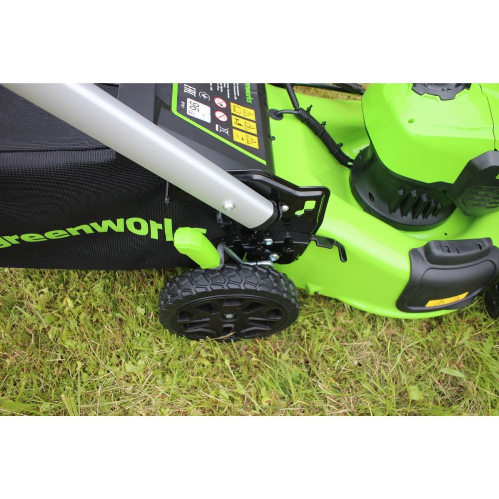 Аккумуляторная газонокосилка Greenworks, 40 В, 48 см, 55 л, c АКБ 4 Ач и ЗУ, 2517407UB