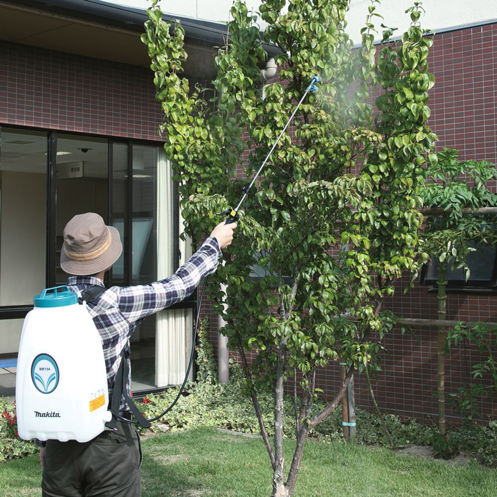 Аккумуляторный ранцевый опрыскиватель Makita DVF154Z, без АКБ и ЗУ