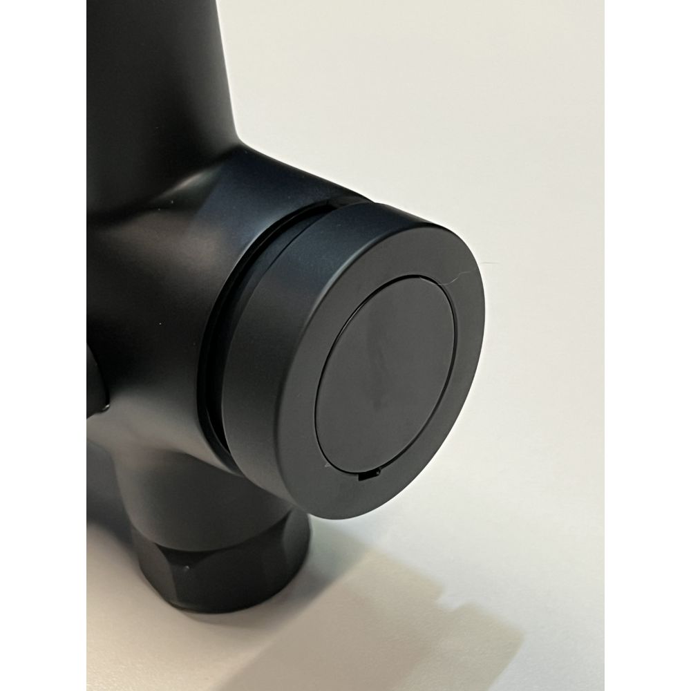 Смеситель для ванны GROHE Essence, фантомный черный (25250KF1), уцененный товар