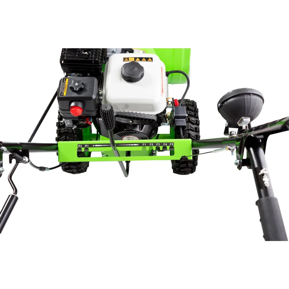 Снегоуборщик бензиновый REDVERG RD-SB56/7EW, самоходный, 7 л.с., 212 см³, 56 см