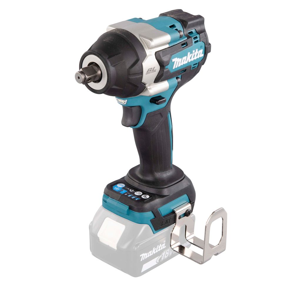 Аккумуляторный ударный гайковерт Makita DTW700Z, 2000 об/мин, без АКБ и ЗУ