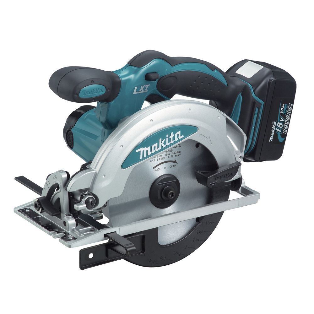 Аккумуляторная дисковая пила Makita DSS610RF, LXT 18 В, 165 мм, 3700 об/мин, с АКБ 3 Ач и ЗУ, (УЦЕНЕННЫЙ ТОВАР) (DSS610RF/U)