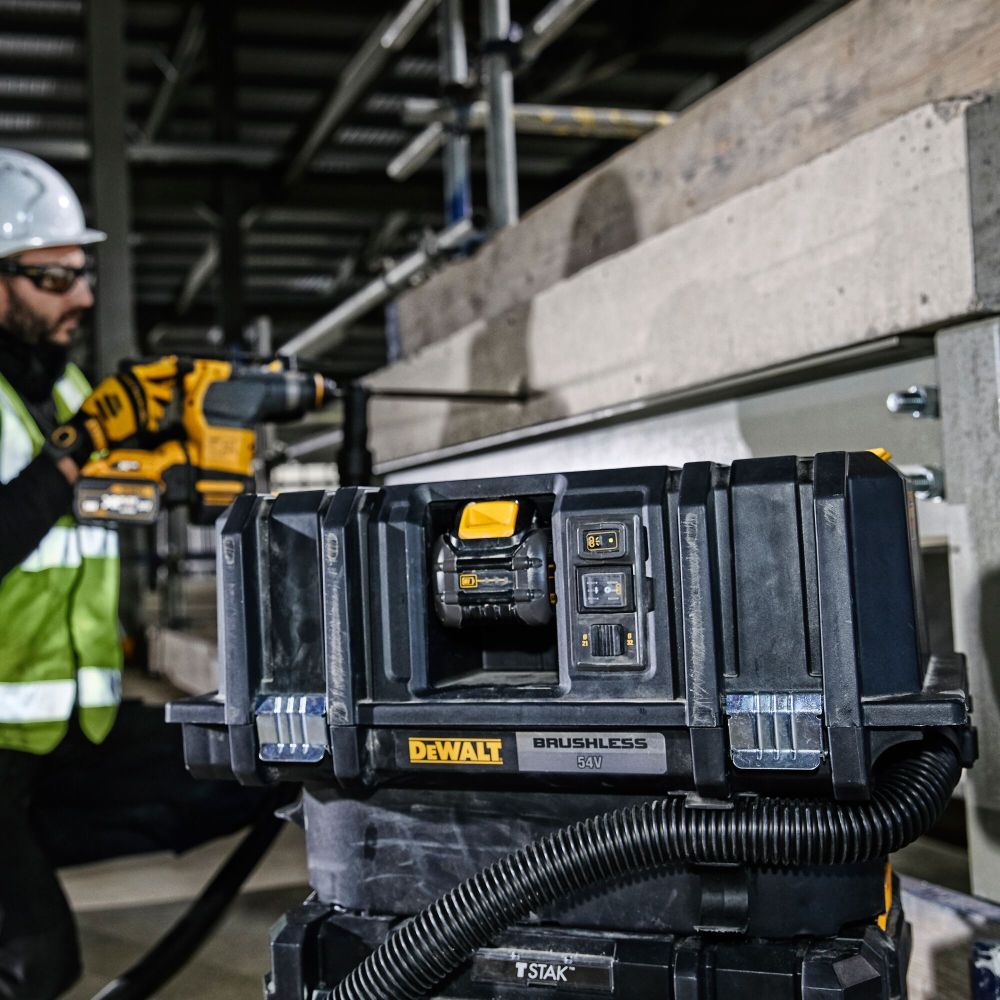 Аккумуляторный строительный пылесос DEWALT DCV586MT2, 54 В, 11 л, с 2 АКБ 2 Ач и ЗУ (DCV586MT2-QW)